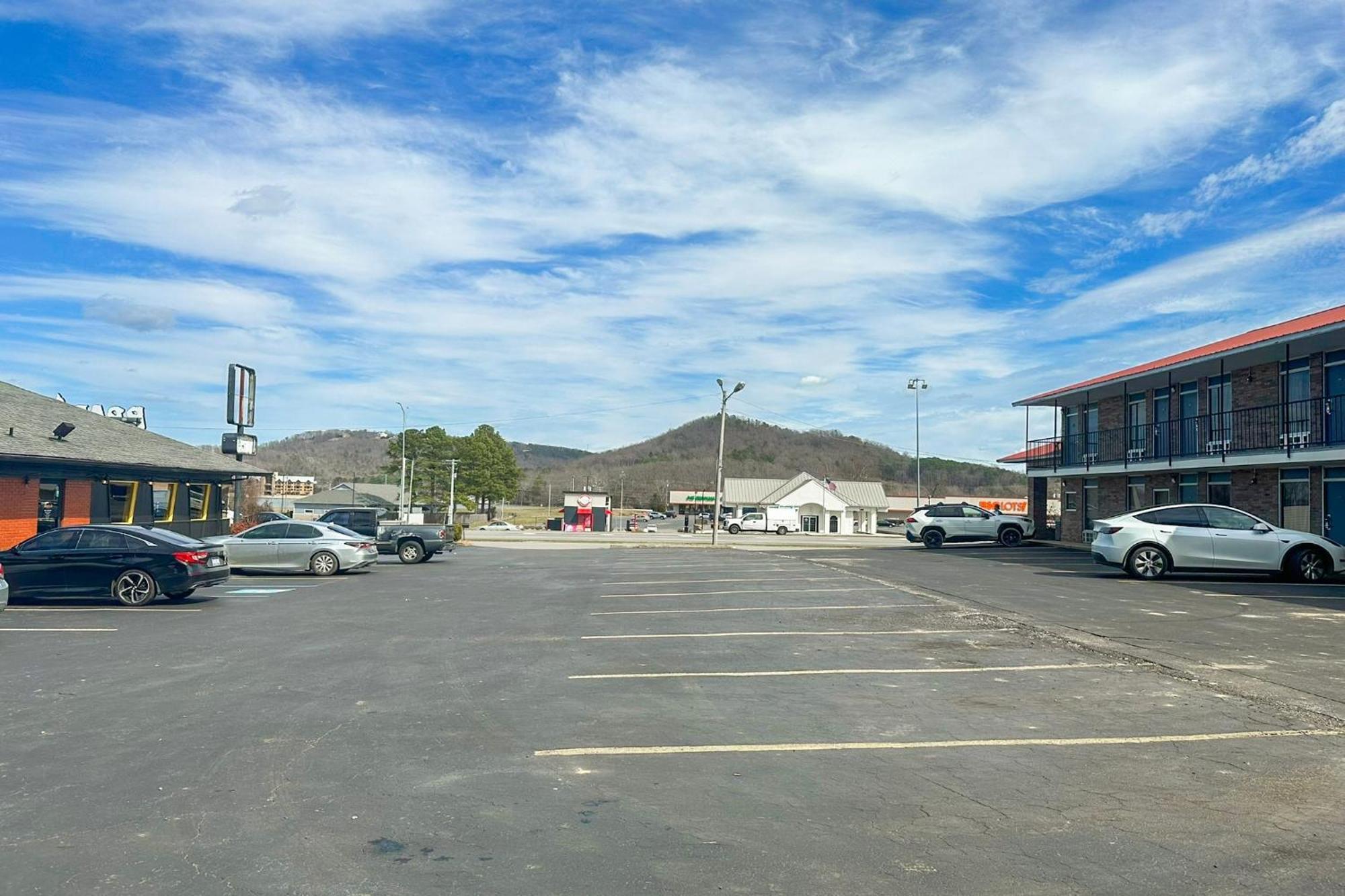 Regal Inn Guntersville By Oyo Hwy 431 Exterior photo